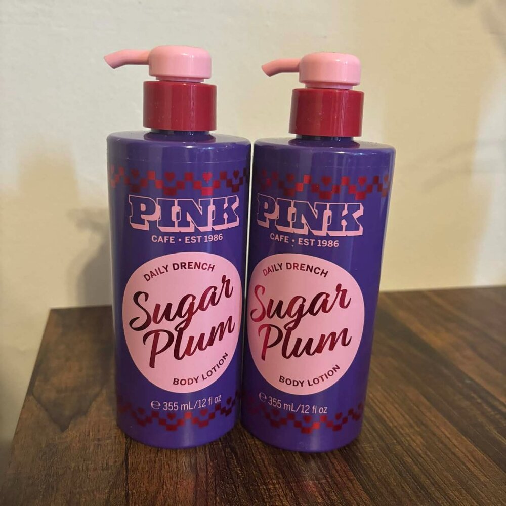 Victoria's Secret Sugar Plum body lotion 2 pack